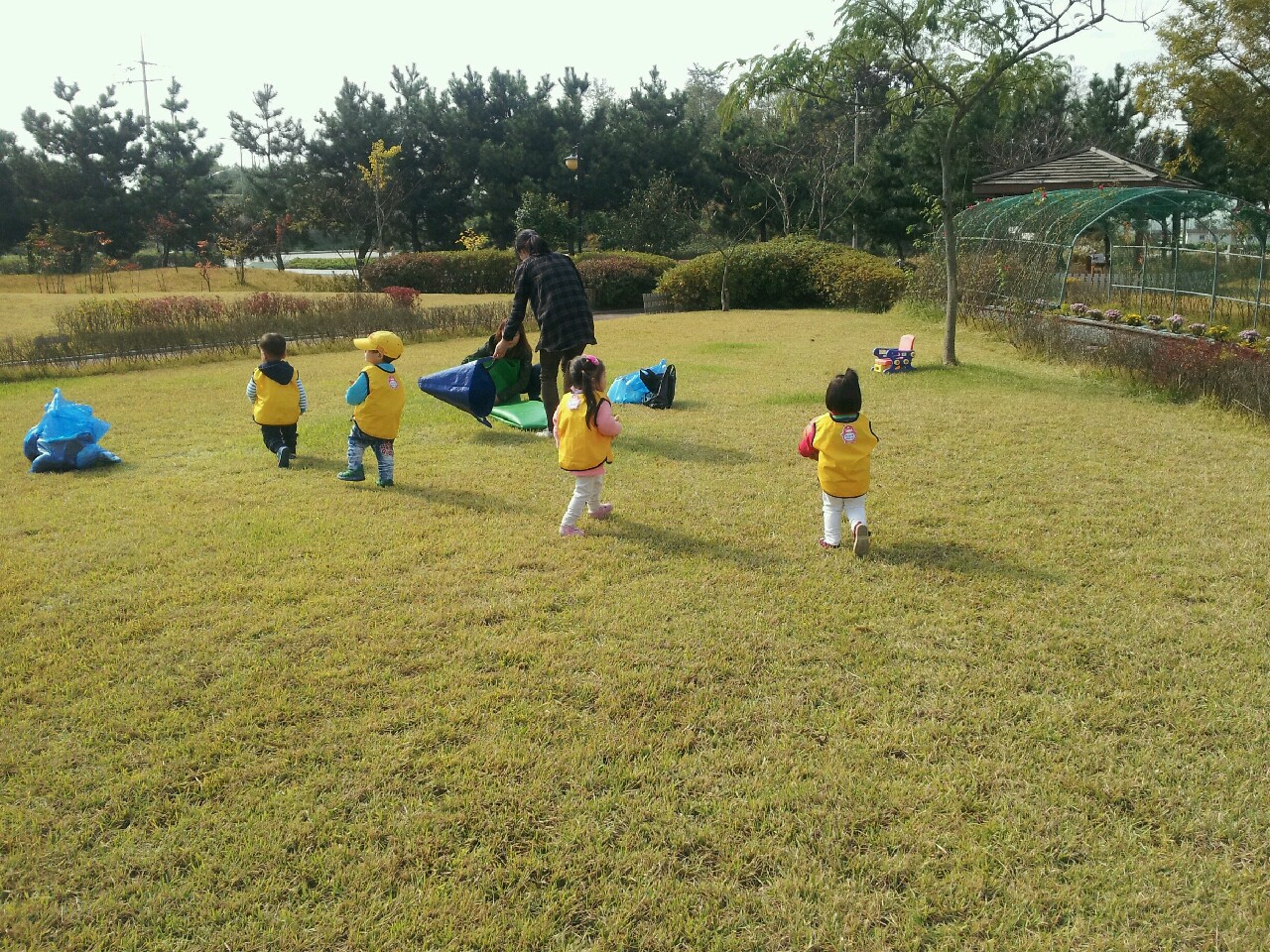 유치원소풍, 옥구중현장체험 꽃길조성