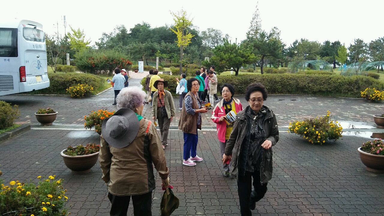 숙명여고 동창생 문학관 방문