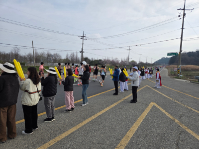 2026년 군산새만금마라톤대회 성산면 거리 응원