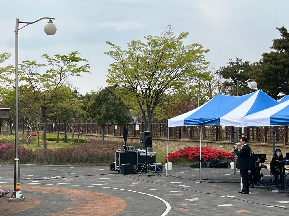 군산시립예술단 찾아가는 작은음악회 &quot;경암동&quot;